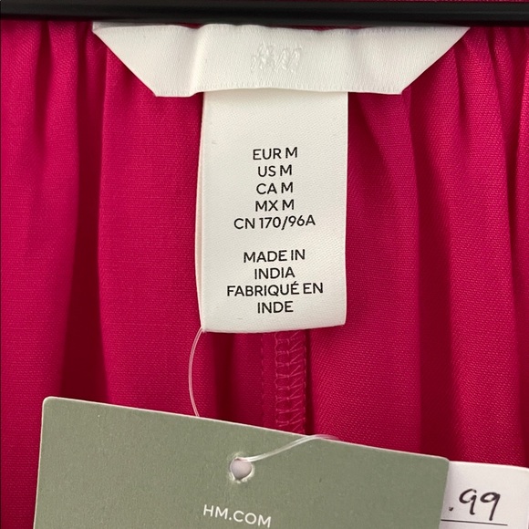 H&M Long Sleeve Split Neck Belted Maxi Dress Barbiecore Barbie Pink Size M NWT - Picture 11 of 12